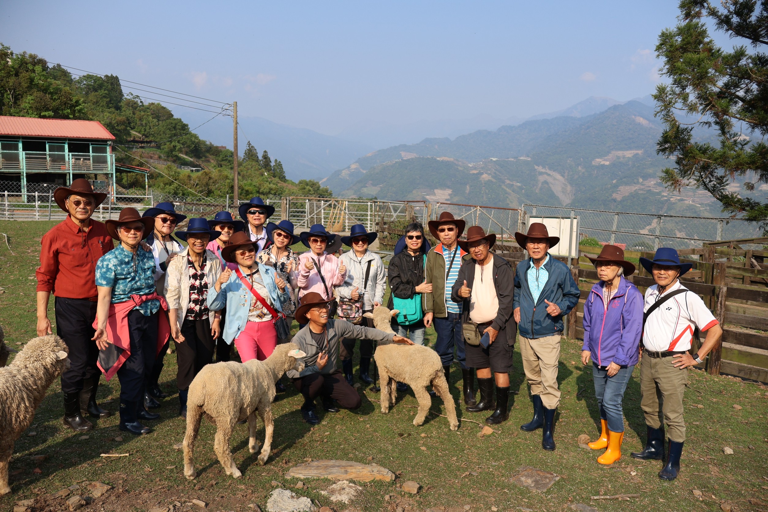 最狂同學會　台大學霸穿越半世紀重聚清境牧羊憶青春