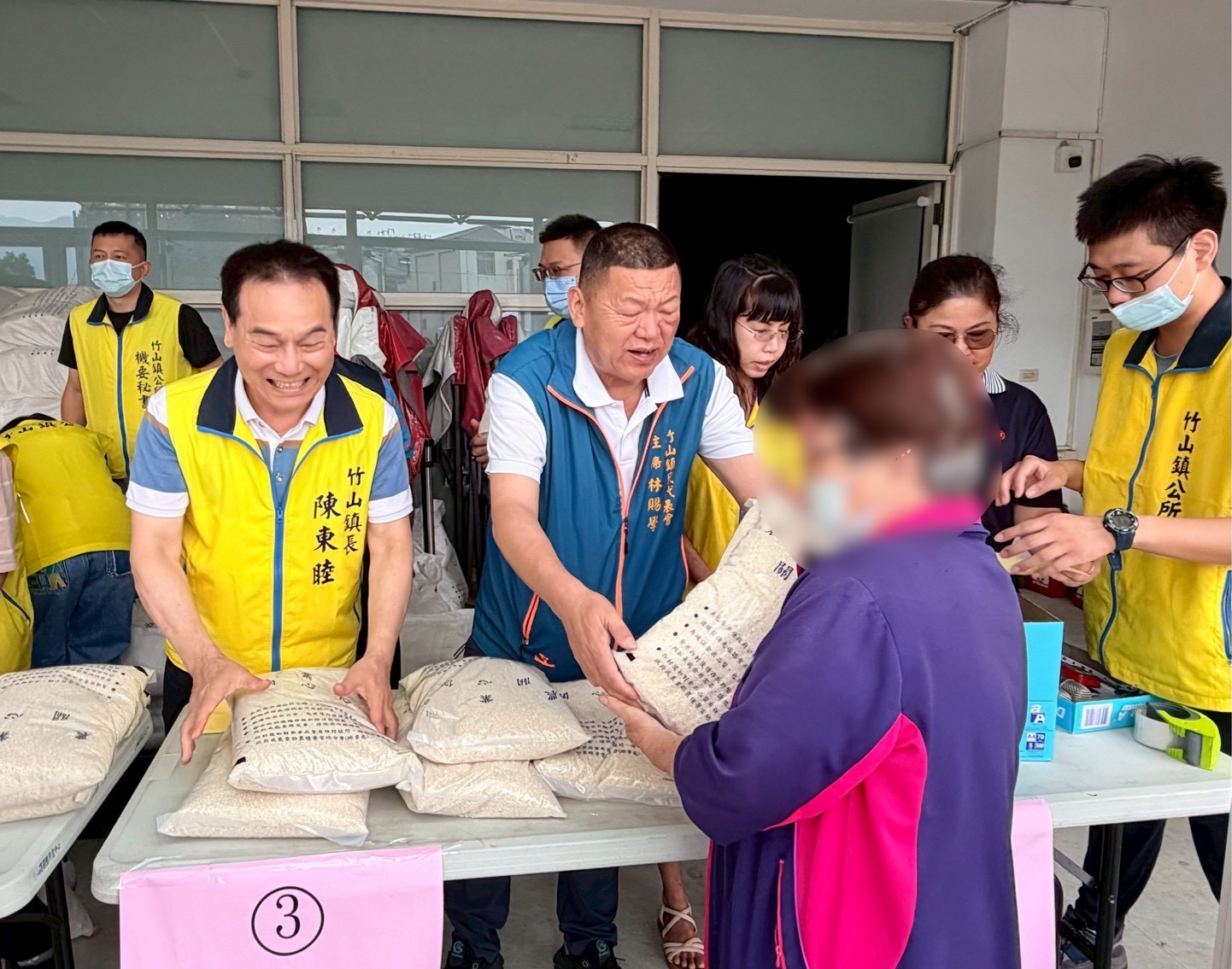 社會救助再升級　竹山發放1.9萬公斤白米助弱勢