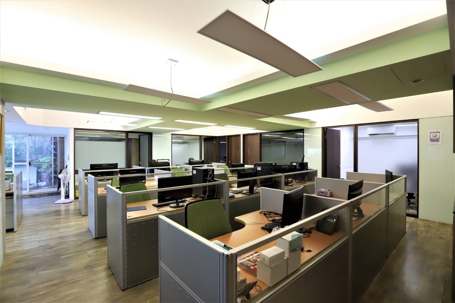 當人生卡關時,該怎麼選徵信社?專家:先確認這4件事再簽約