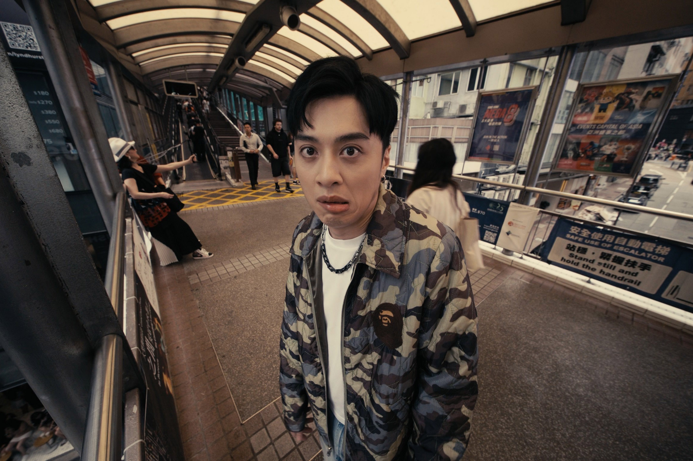 潘宇謙從病床寫到世界崩壞 直球質問人性貪婪 MV不拍帥改拍真實