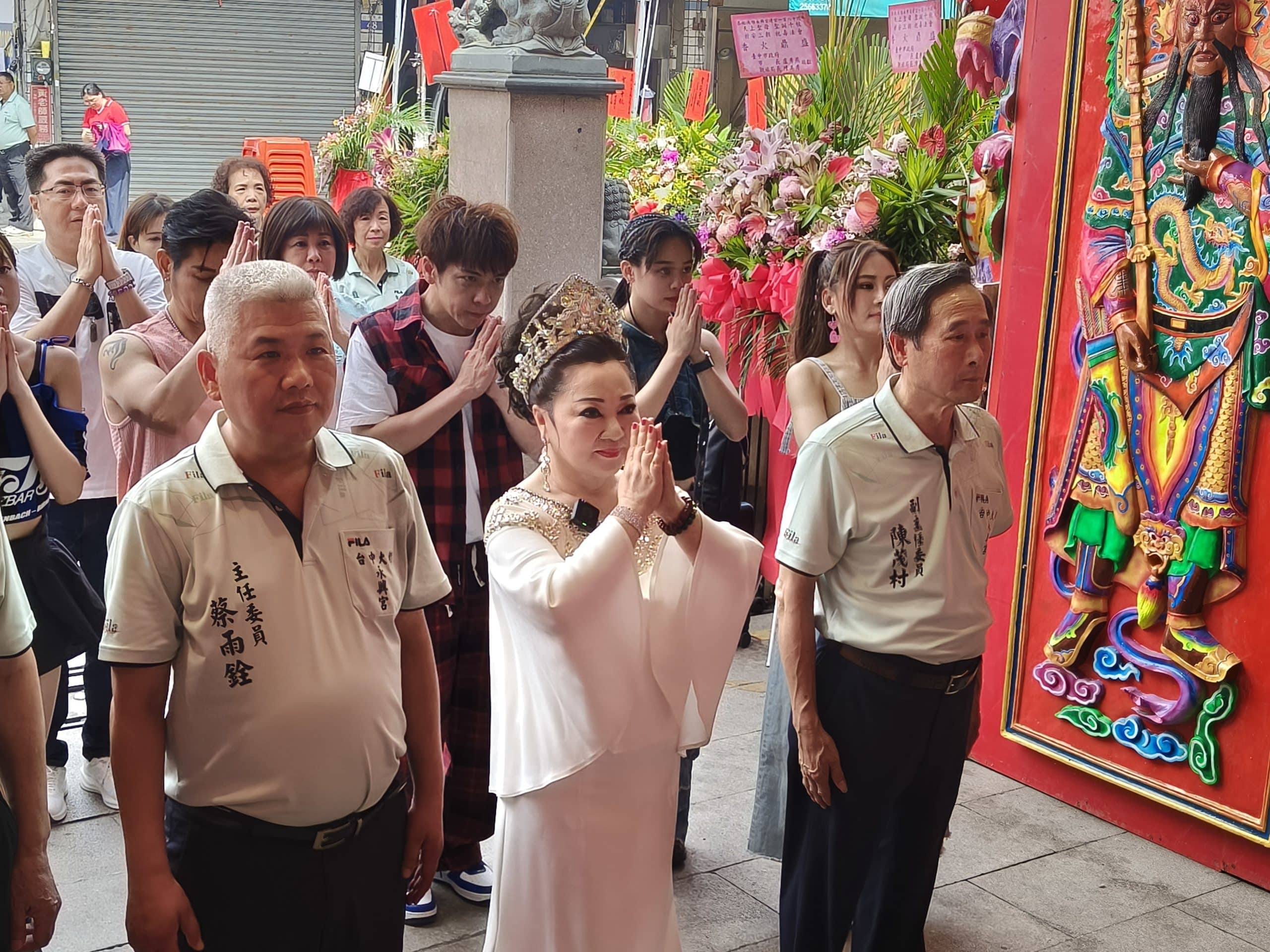 出道53年歷盡坎坷 白冰冰感恩揭「與4尊神明神秘緣分」