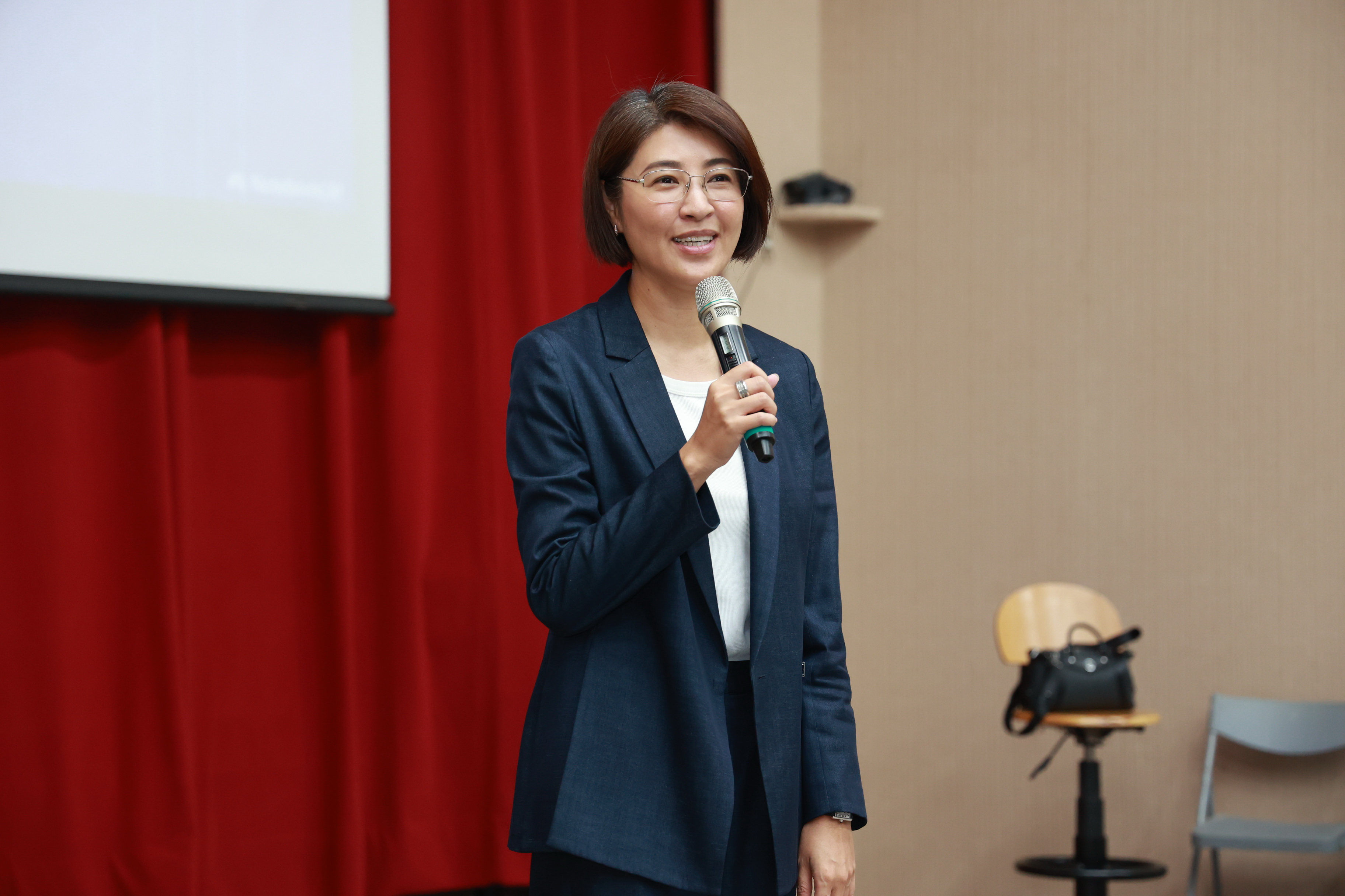 投縣府舉辦職場霸凌防治研習　縣長許淑華：嚴格管理也要柔軟溝通