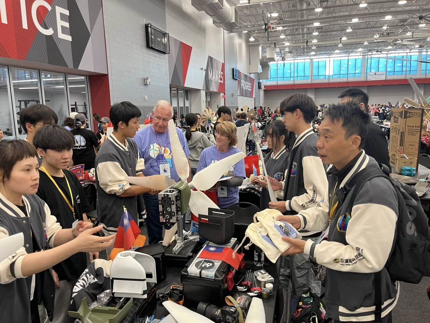 台灣之光！　台中高工領軍跨校團隊 勇奪2026 KidWind風力能源高中組世界冠軍