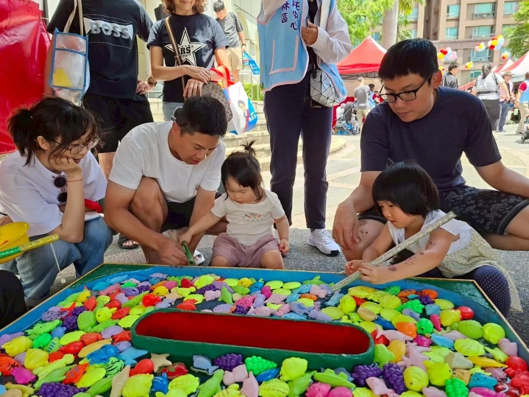 新北泰五林居托中心親子園遊會暨講座　提供孕媽咪育兒資訊和專業指導
