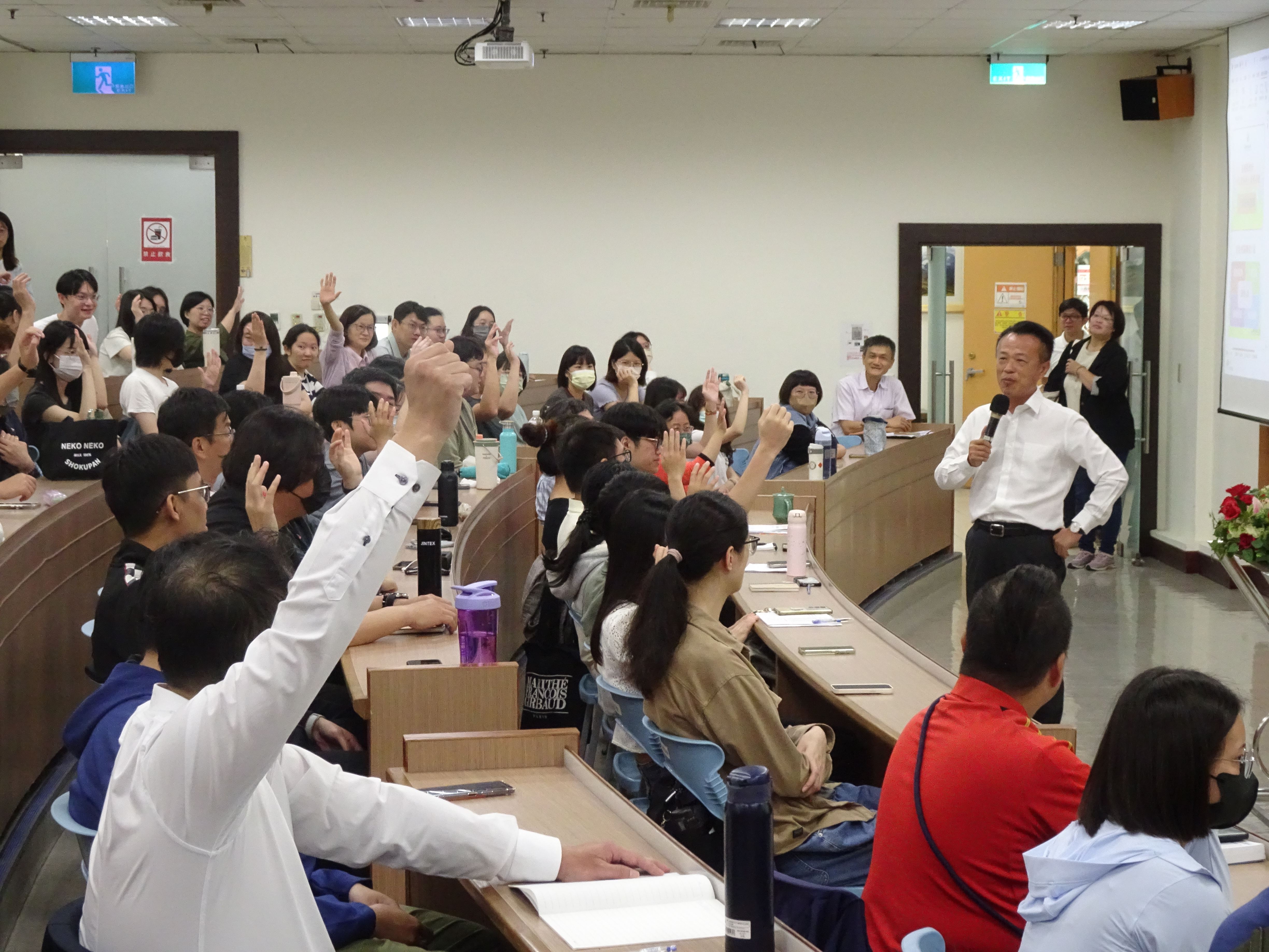 嘉義縣政府115年度新進人員座談會
