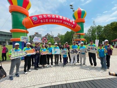 浴佛淨心護平安　童畫添彩學交安　內湖警深入宣導防衛意識深民心