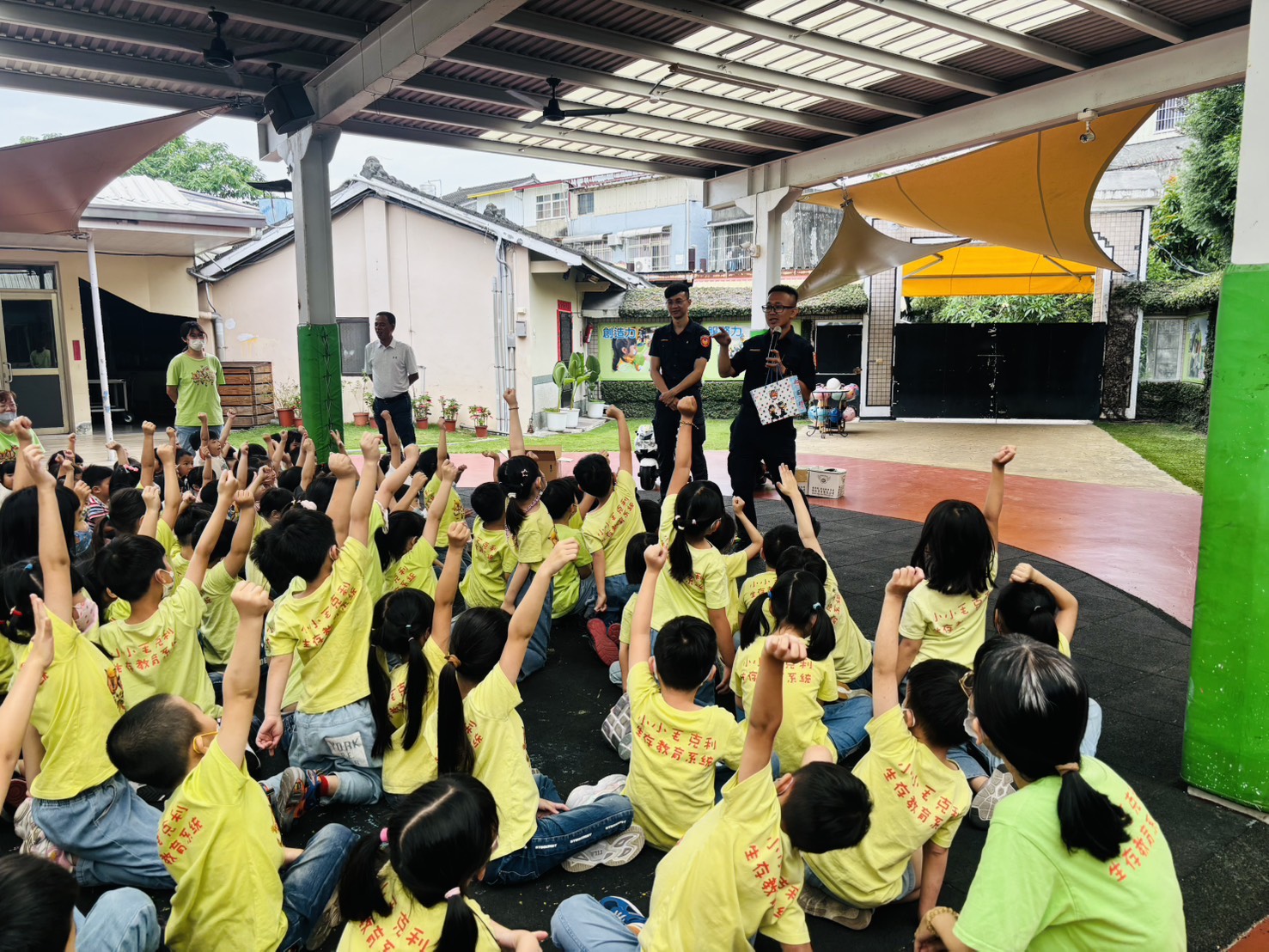 從小扎根交安觀念　員林警進幼兒園寓教於樂宣導