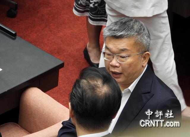 藍白共提軍購7800億　綠拜託再加一點　繼續爭取更接近1.25兆