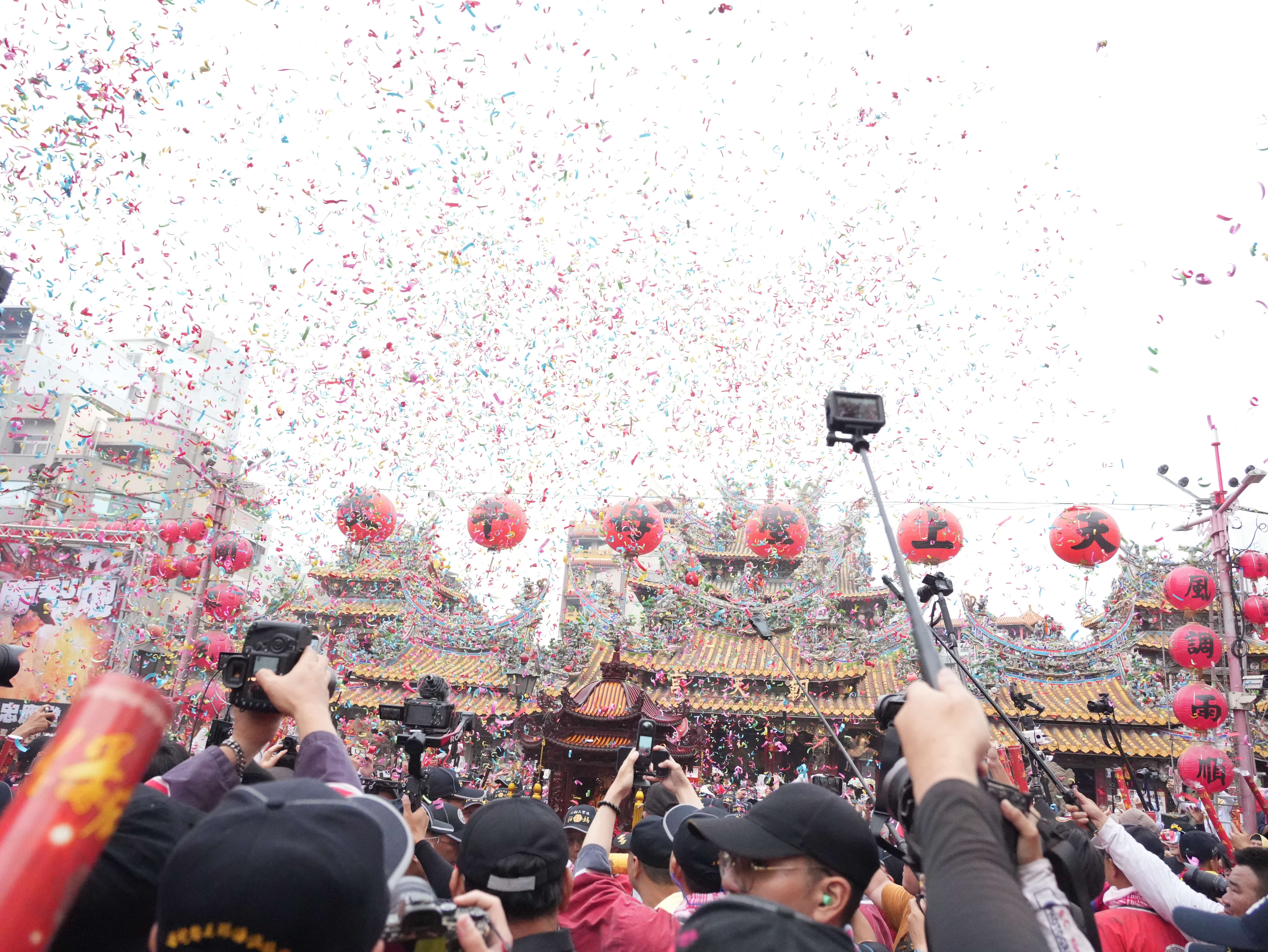 3月19日北港迎媽祖  炸轎、犁炮、真人藝閣熱鬧滾滾