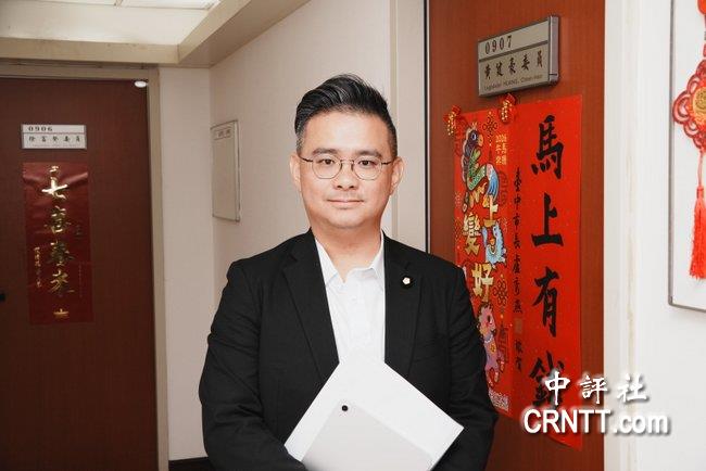 藍軍內戰？黃健豪：軍購兩版本殊途同歸