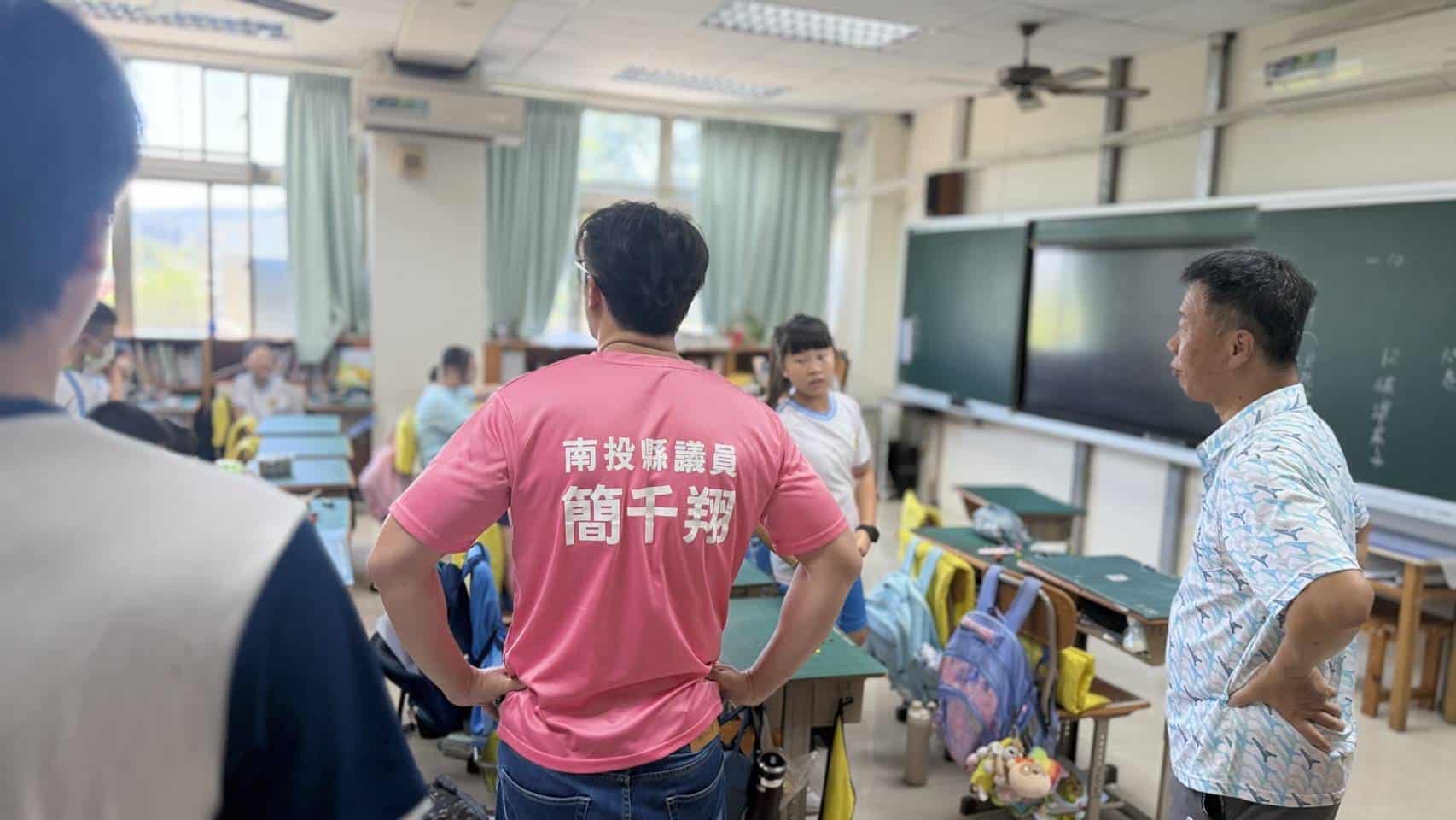 南投學力測驗突停電　德興國小小五生揮汗應試