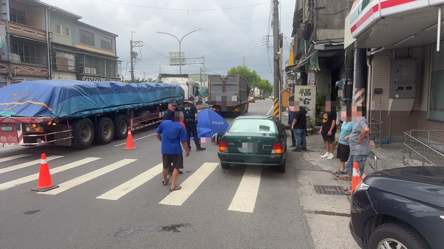 高雄死亡車禍　80歲婦騎機車遭大貨車輾斃