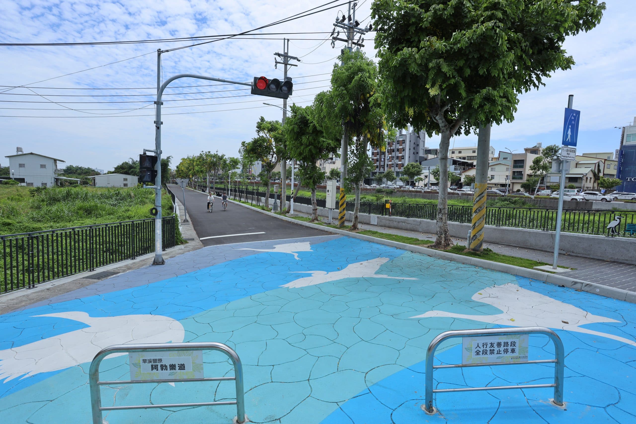 「旱溪豐原阿勃勒道」正式亮相! 中市打造人行友善水岸景觀廊道