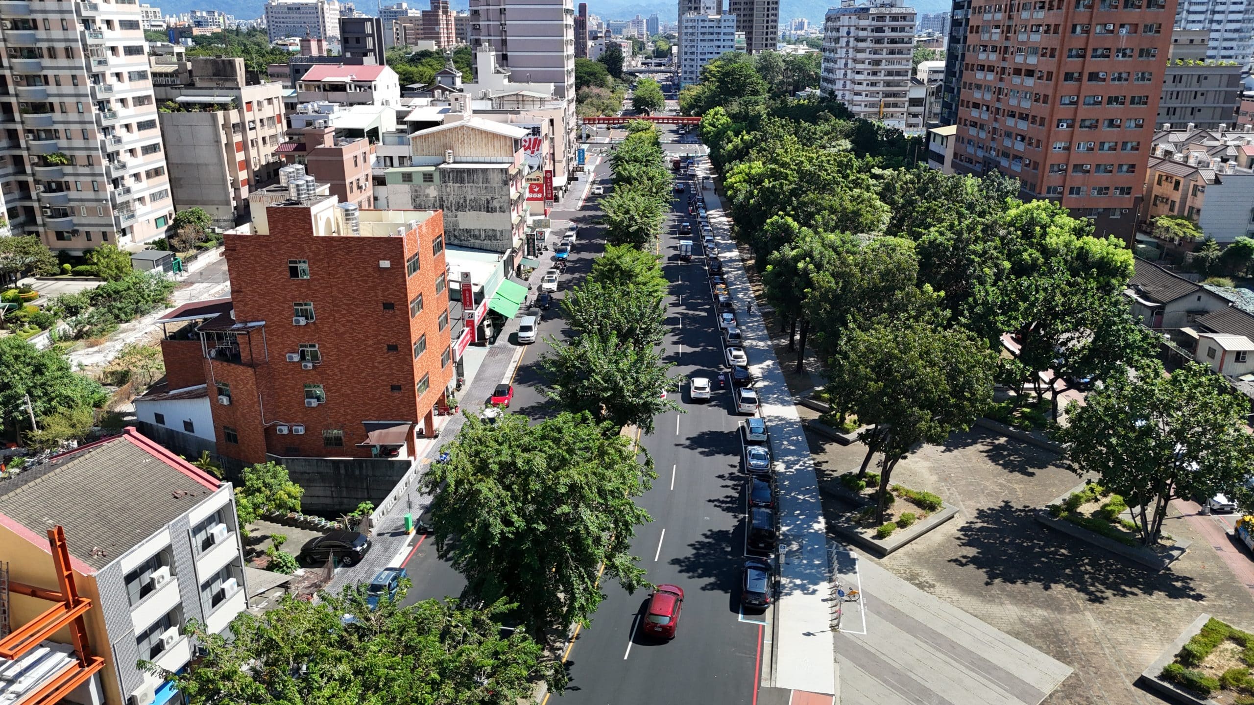 全國首創「人本友善」專家小組! 中市府從開發源頭把關道路設計守護行人安全 全國首創「人本友善」專家小組! 中市府從開發源頭把關道路設計守護行人安全