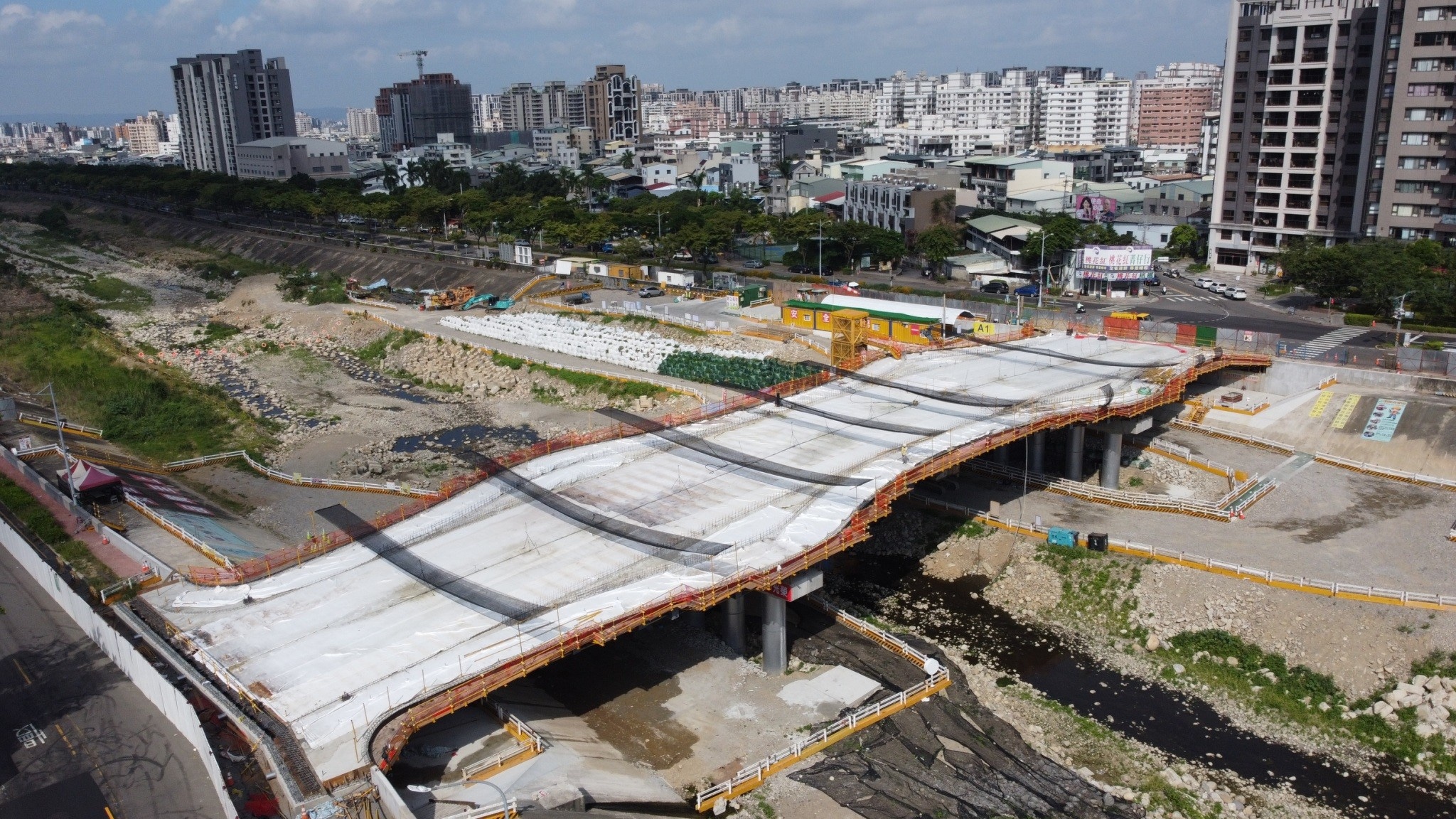 工程進度突破80%! 串聯北屯、太平「坪林新橋」定名 預計115年底通車 工程進度突破80%! 串聯北屯、太平「坪林新橋」定名 預計115年底通車