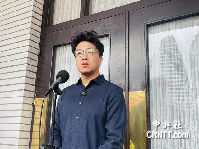 沈伯洋拜票遭嗆：國之將亡必有妖孽