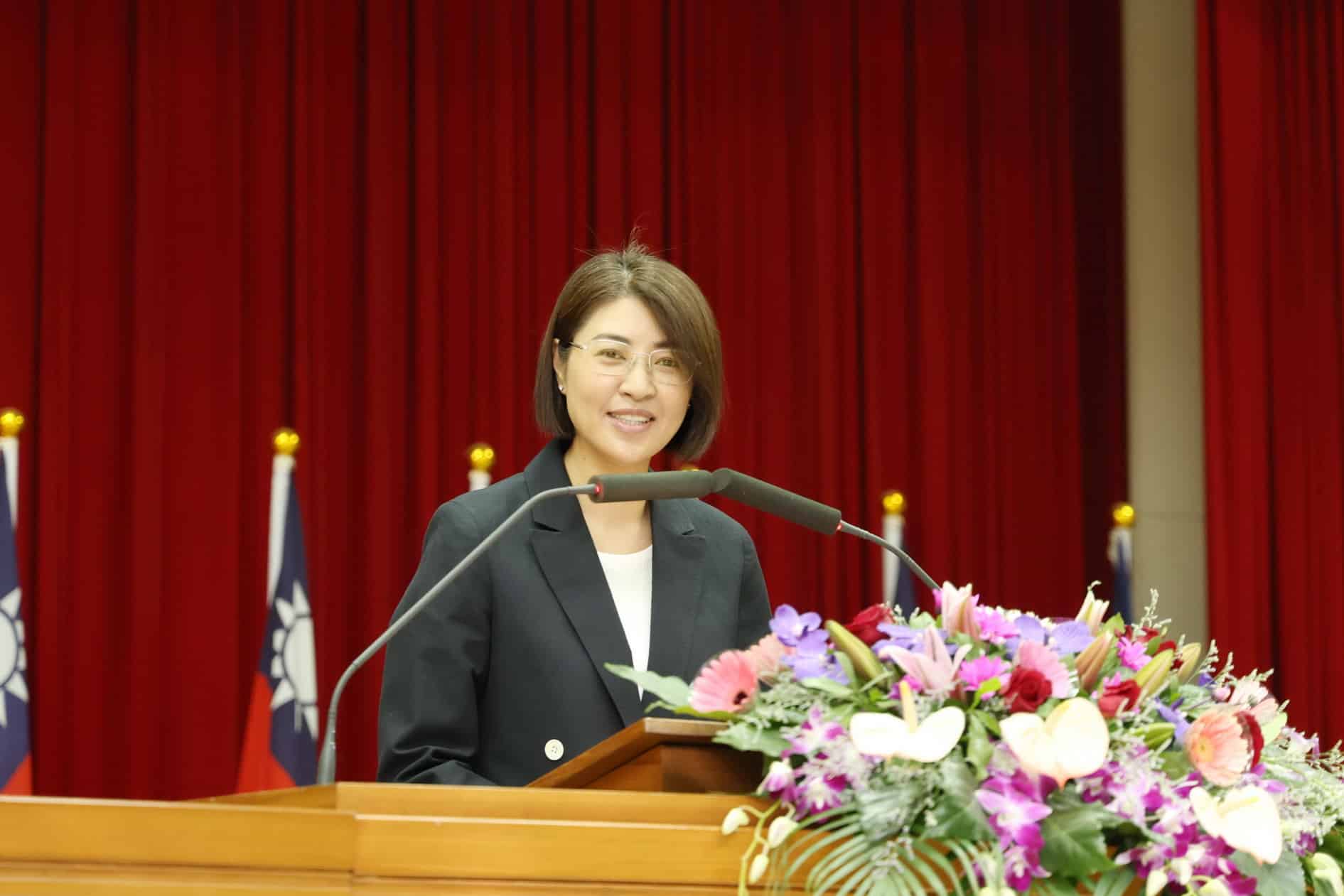 警察節將屆　許縣長表揚績優員警