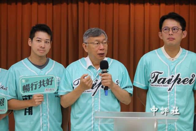黃國昌談318遭批　柯文哲嗆綠兩岸監督條例在哪