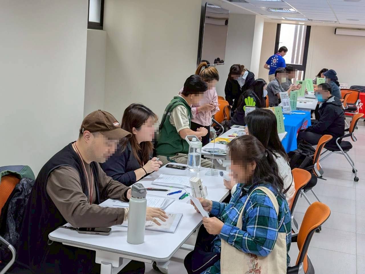搶運輸物流人才！北市6/11聯合徵才釋622職缺　客運駕駛薪資上看8萬