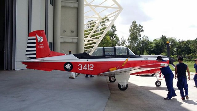 空軍T-34初教機墜毀　2名飛行員殉職　成立專案小組釐清肇因
