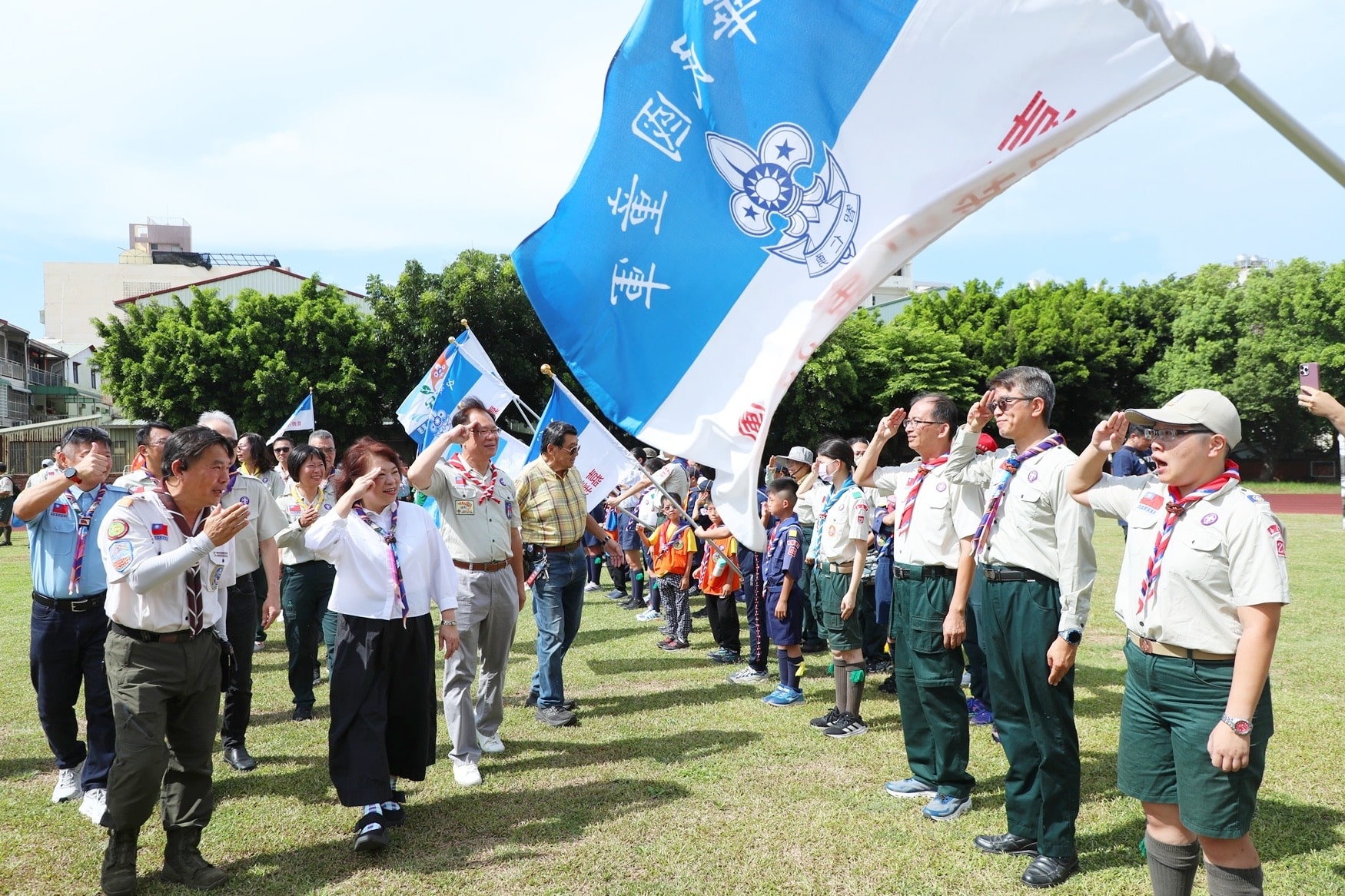 嘉義市童軍運動會熱鬧登場 黃敏惠期勉學子發揚智仁勇精神 嘉義市童軍運動會熱鬧登場 黃敏惠期勉學子發揚智仁勇精神
