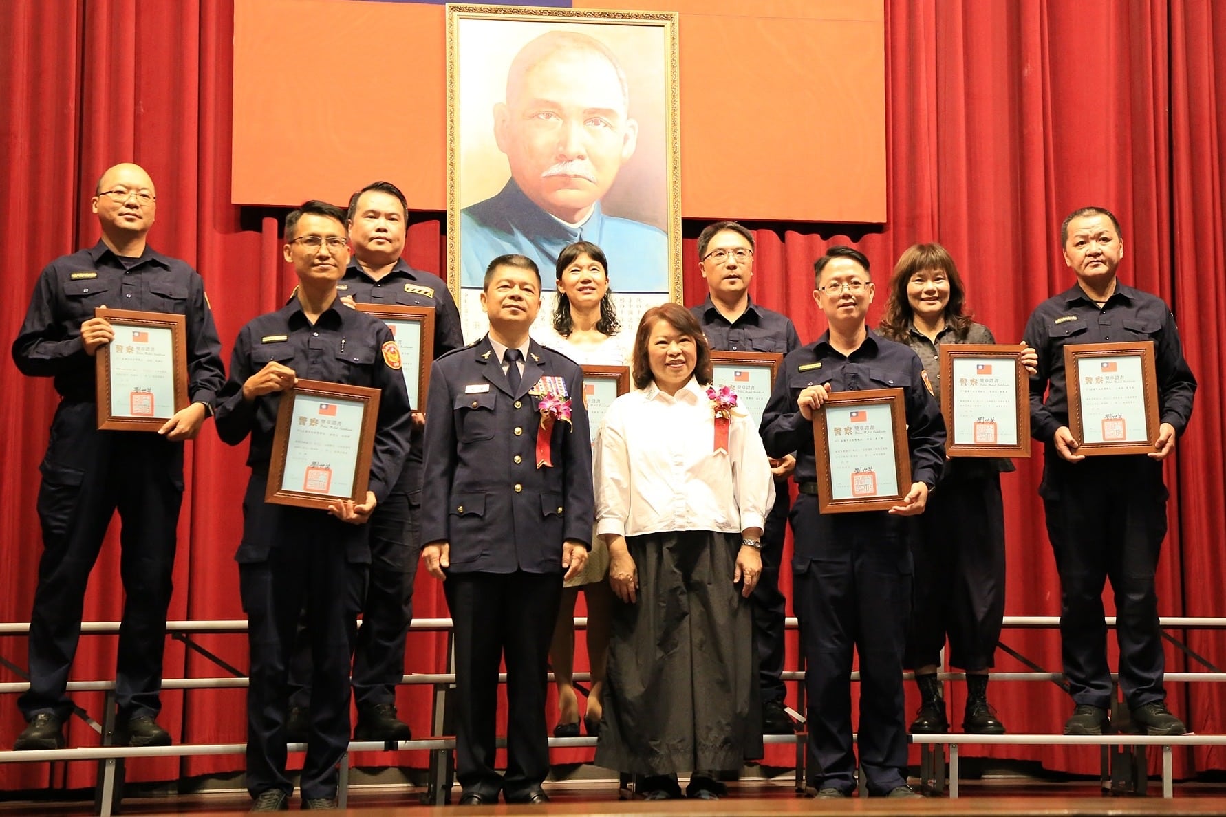 嘉市警察節表揚模範警察 黃敏惠:警察是城市安全最堅強後盾