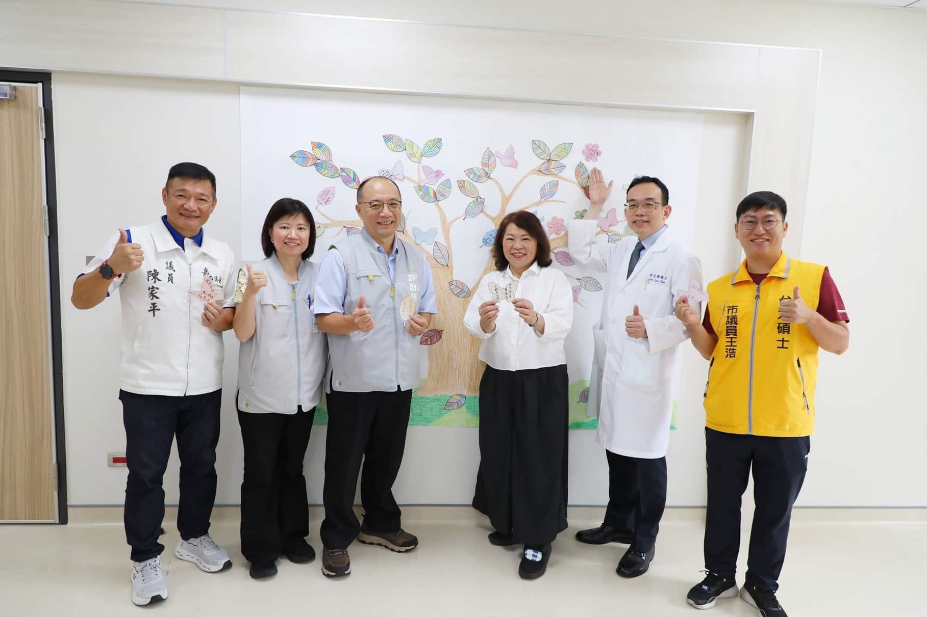 嘉義醫院迎第16任院長 陳殷正接棒 黃敏惠盼續寫132年守護使命 嘉義醫院迎第16任院長 陳殷正接棒 黃敏惠盼續寫132年守護使命