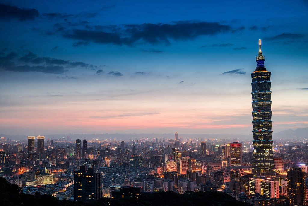 轉身即入山！北市精選十大觀景步道　山城交錯盡覽日夜美景