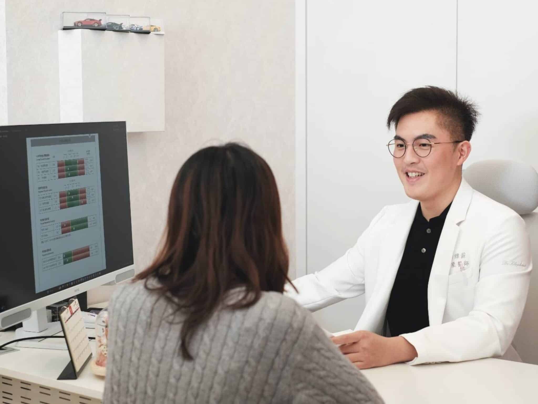 經前不適、睡眠與代謝：女性平衡醫學如何看週期中的能量變化 PMS 與整體生活節奏的橫向關聯