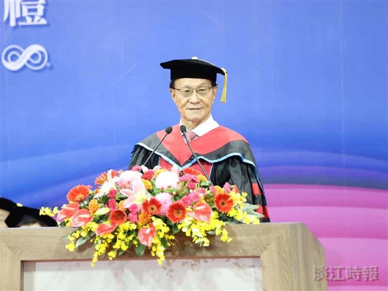 淡江大學用智慧與永續鋪墊畢業路　簡川勝勉學弟妹用未來的自己創造無限未來