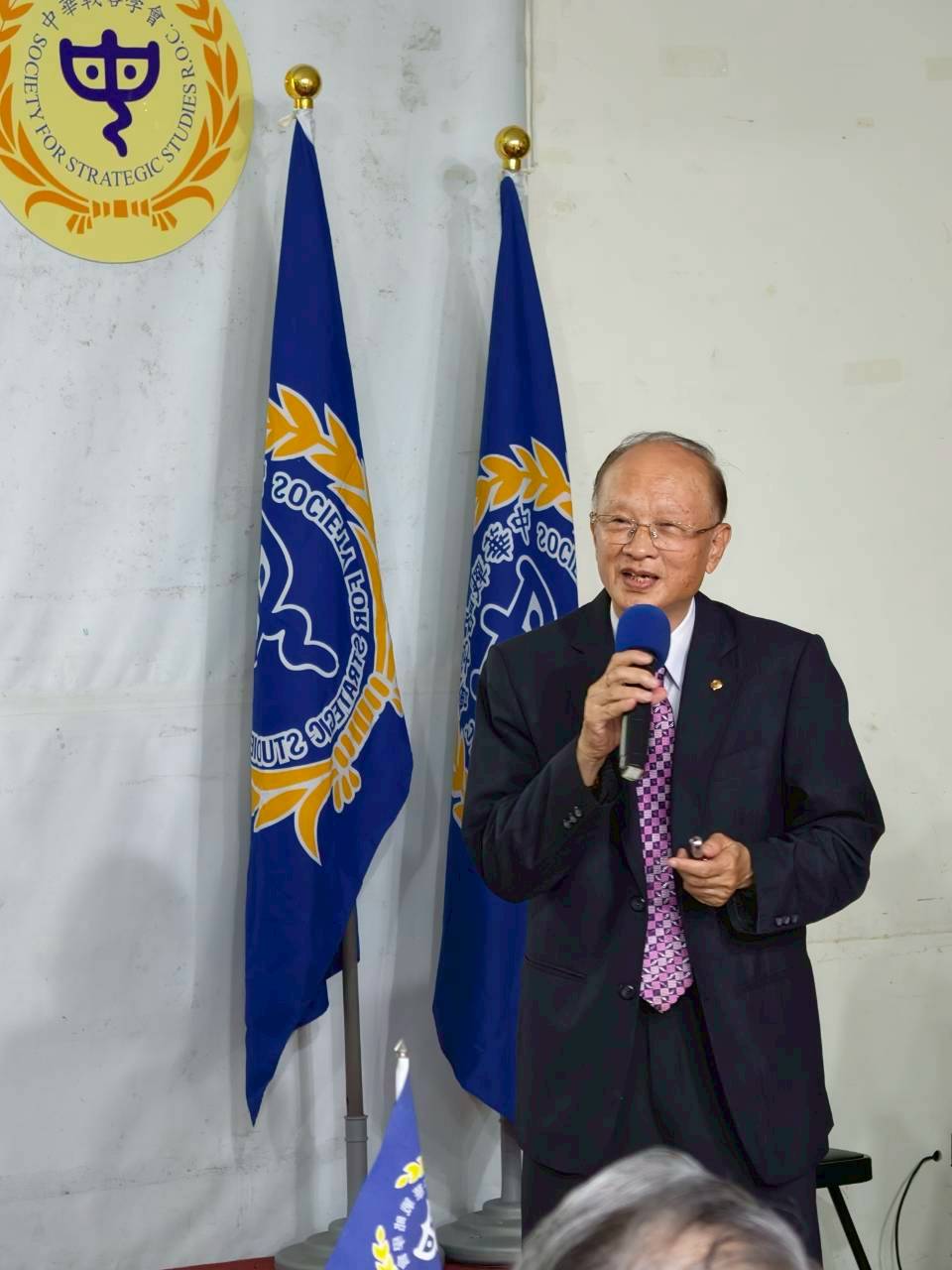 中華戰略學會座談會　王亮博士主講「川普及其貿易戰對全球經濟及安全的風險」　Q&A聚焦兩岸經貿互動