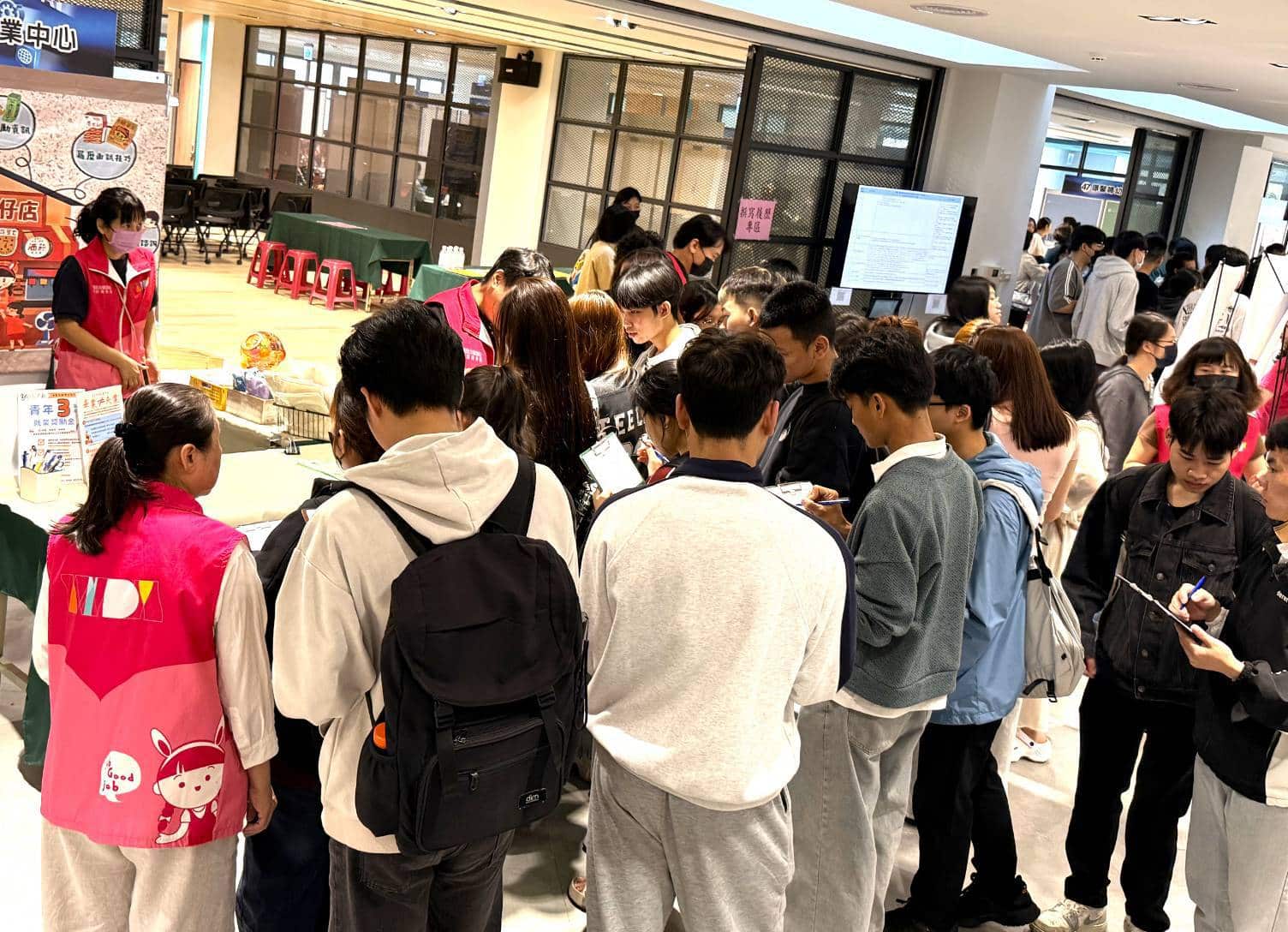 搶搭就業列車！台南7月徵才最高薪上看6萬元
