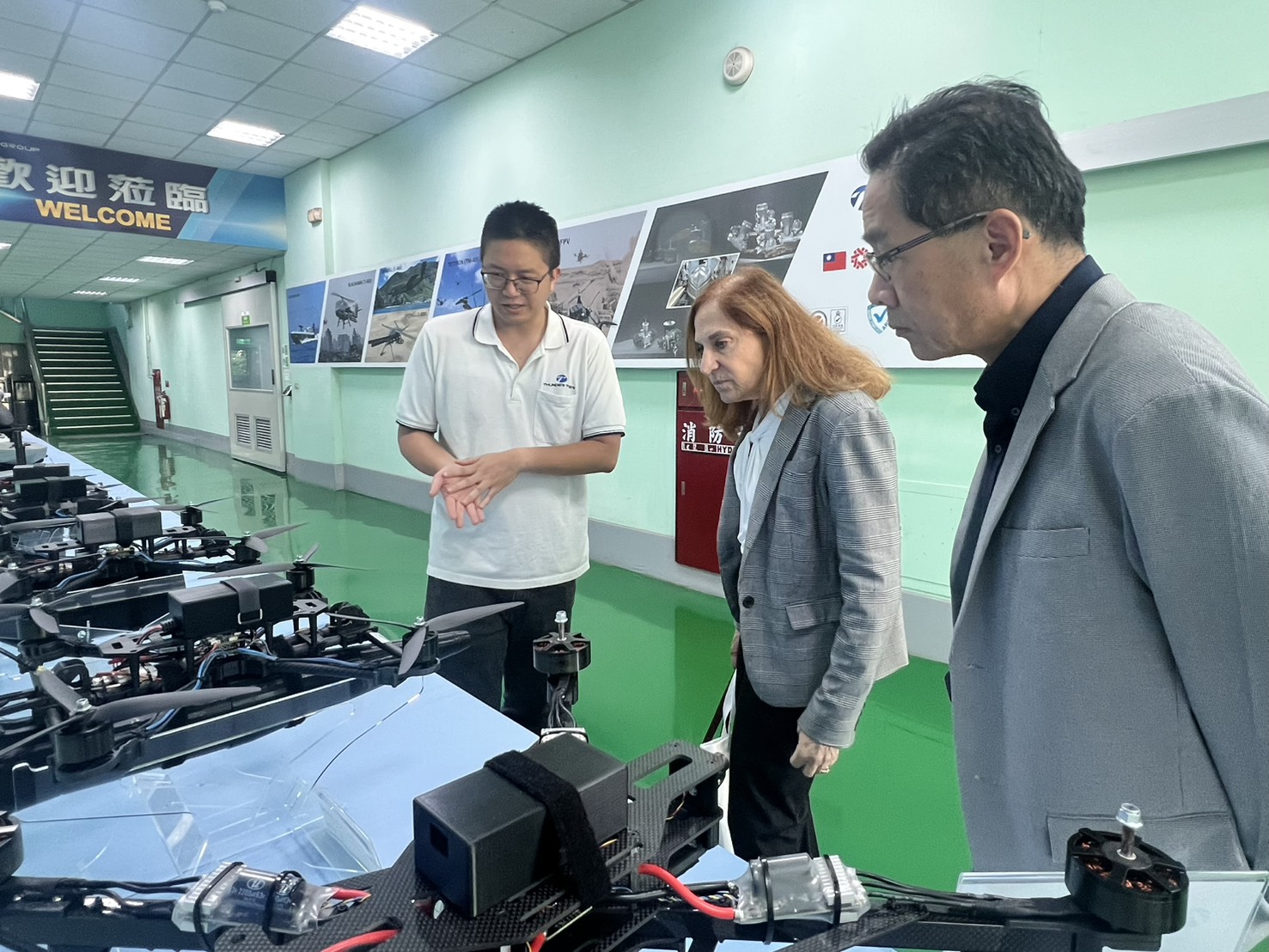 美國學者葛來儀關注台中無人載具產業　實地參訪指標企業肯定製造量能