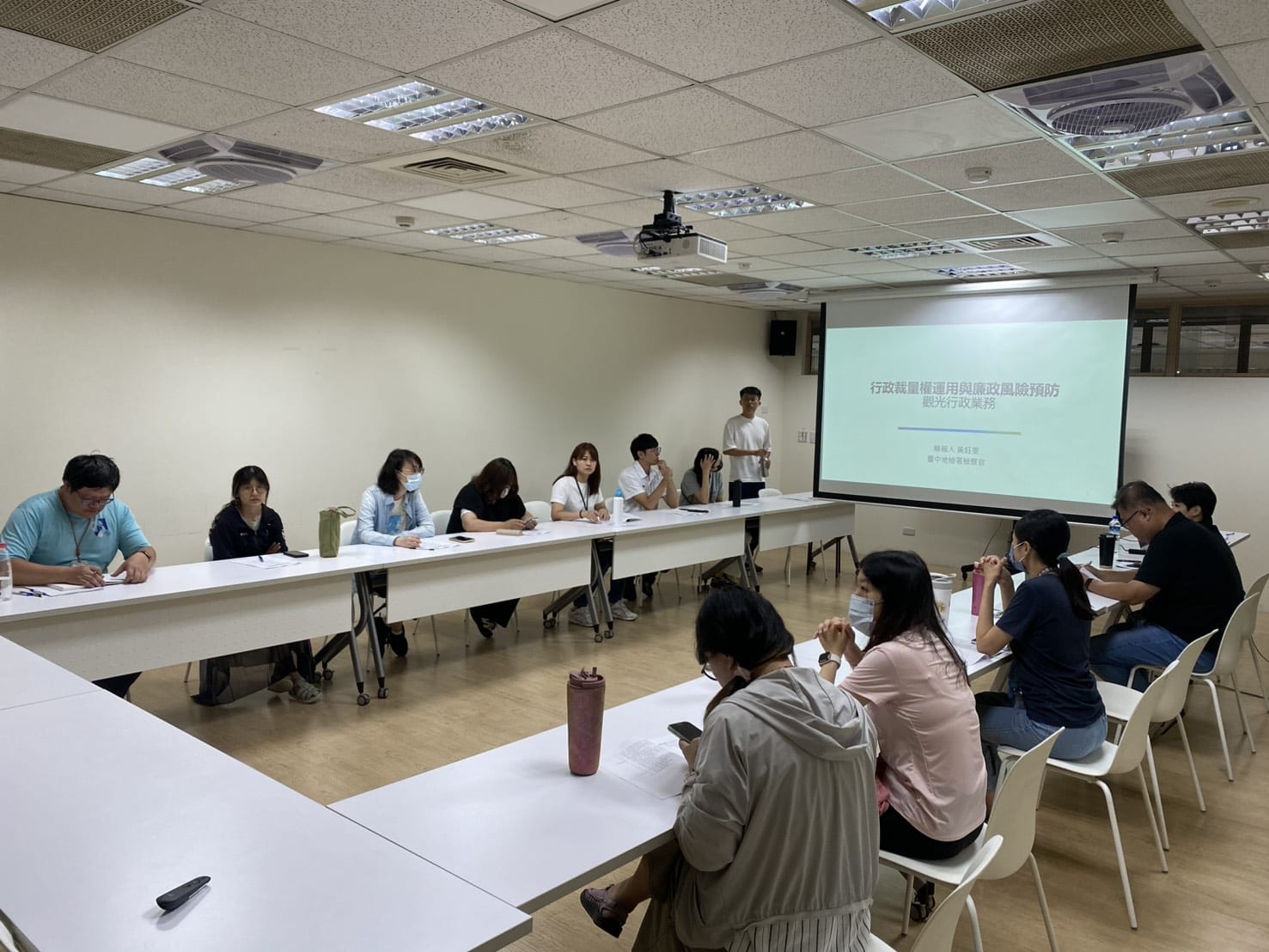 強化行政裁量風險意識與依法行政觀念 中市觀旅局辦廉政防貪講習 強化行政裁量風險意識與依法行政觀念 中市觀旅局辦廉政防貪講習