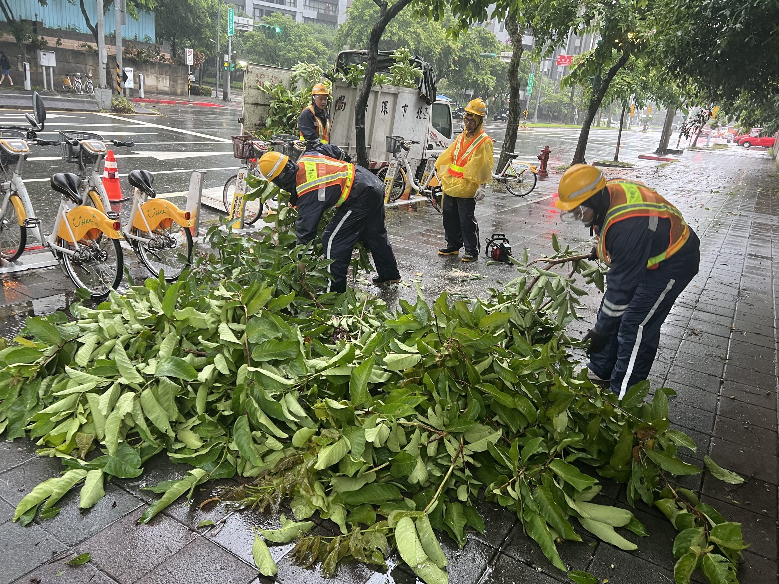 北市584件災情陸續排除　蔣萬安要求確保週一上班課安全