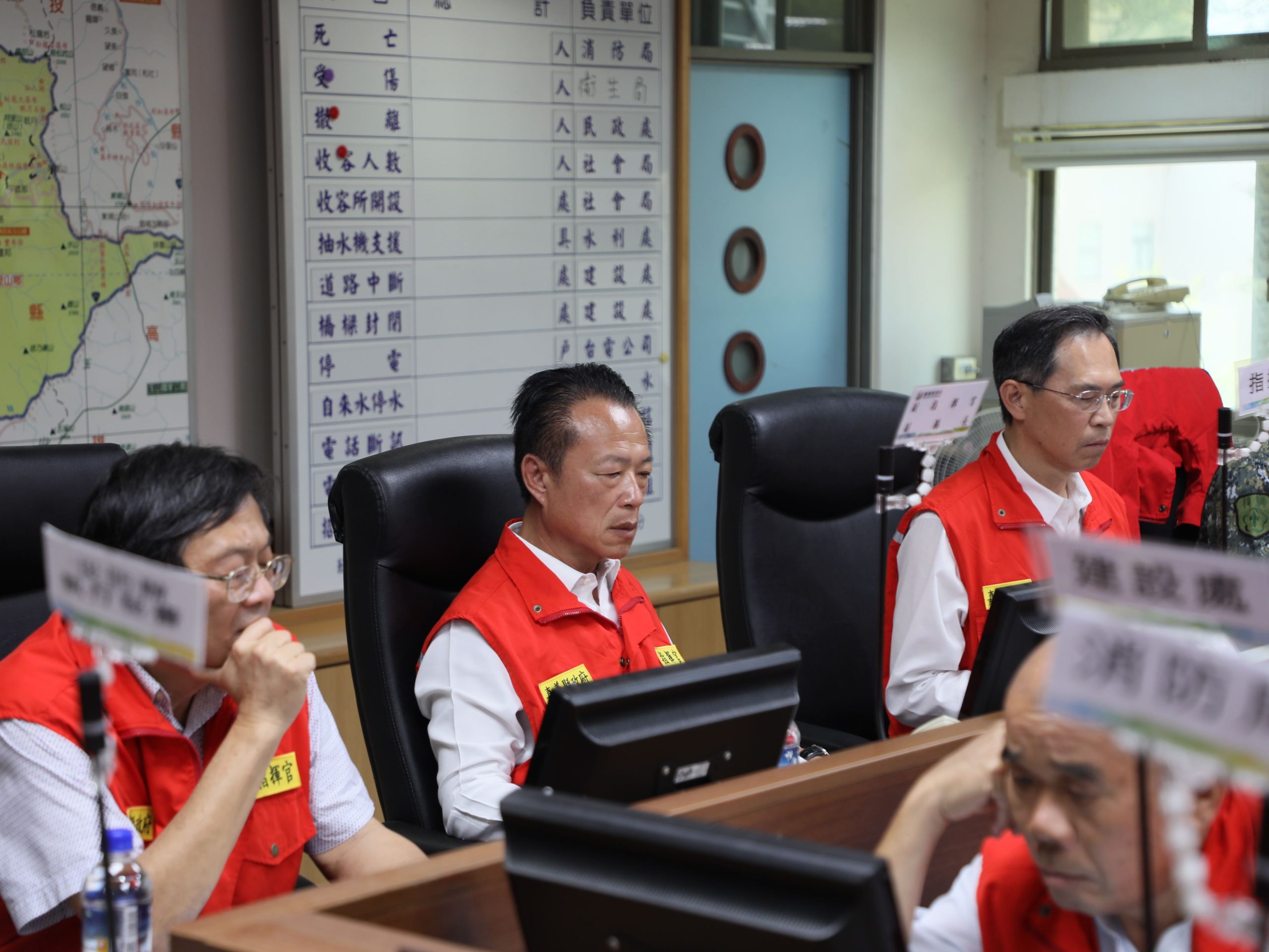 翁章梁縣長主持巴威颱風整備會議　嚴陣以待守護縣民安全