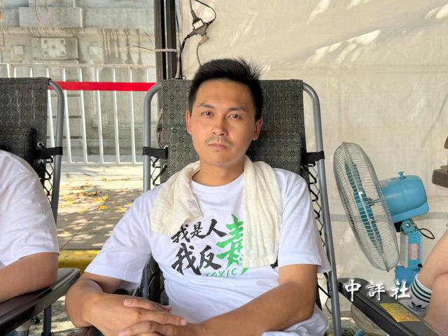 絕食進入第6天 何元楷:身體開始失溫 絕食進入第6天 何元楷:身體開始失溫