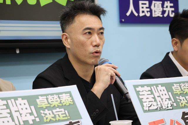 藍委批卓榮泰蓋牌毒油　促公開決策時間軸