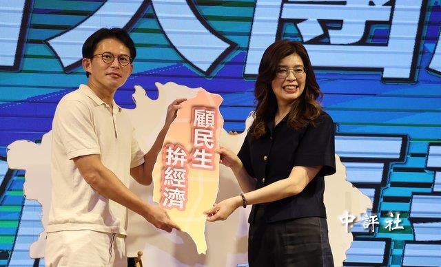 藍白合/鄭麗文、黃國昌首同台　赴嘉義為張啟楷助選