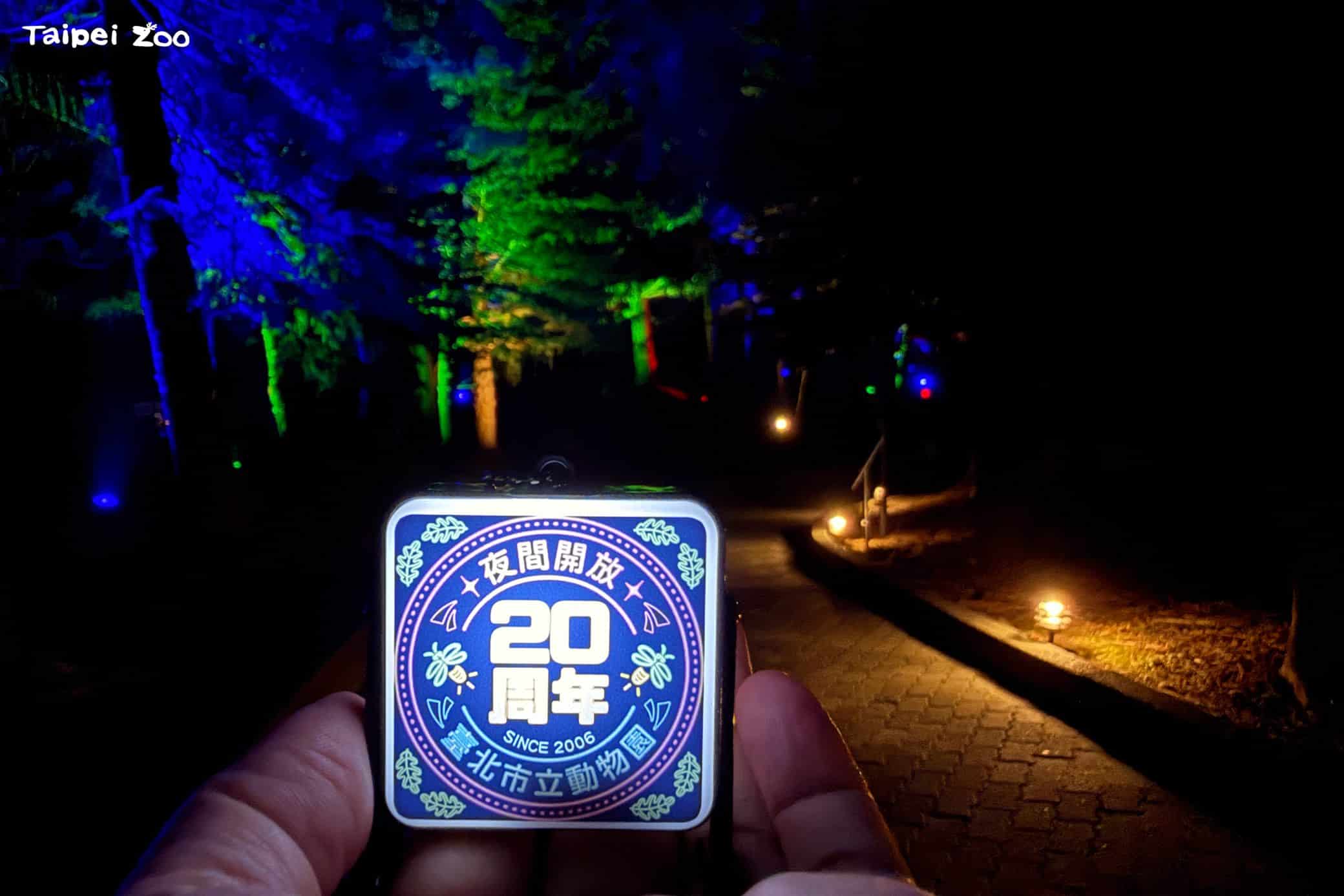 動物園夜間開園20週年!暑假連9個週六開放 首迎企鵝館夜場 動物園夜間開園20週年!暑假連9個週六開放 首迎企鵝館夜場