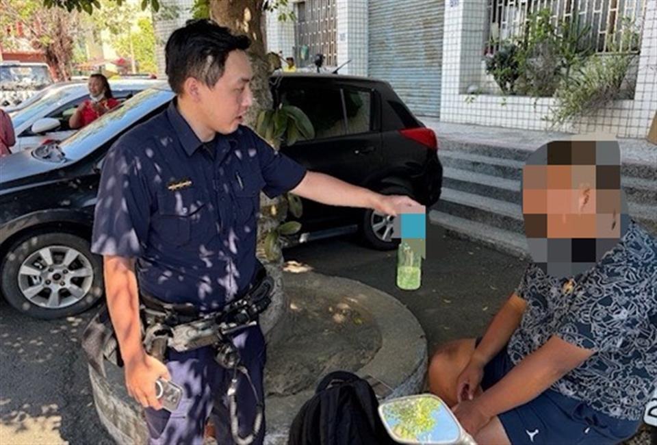 眼尖警神救援　協助中暑民眾緩解身體不適