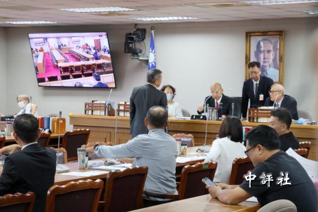 韓國瑜協商　卓榮泰14日立院報告毒油案