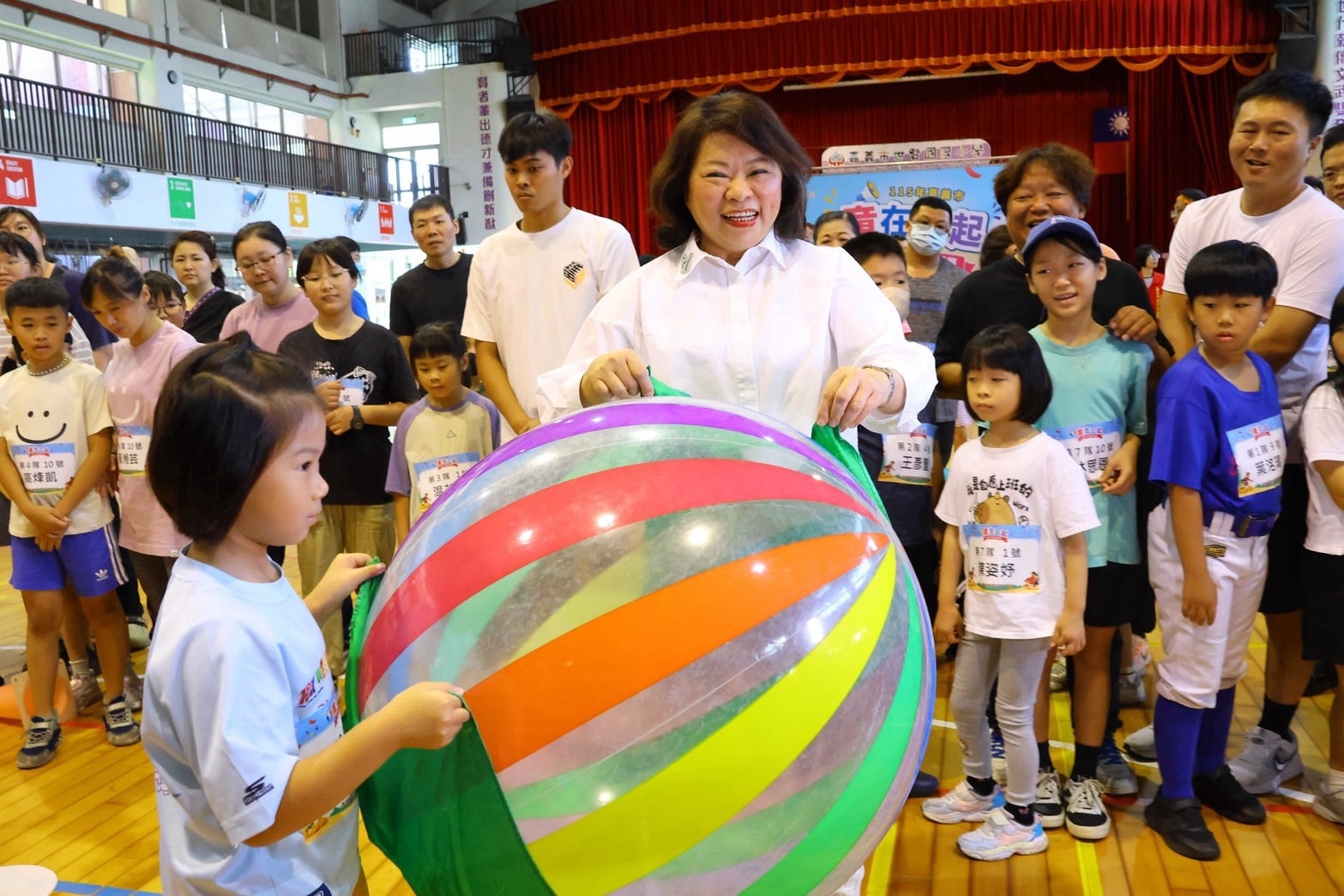 「童」在一起玩出健康　嘉義市親子競賽趣味登場