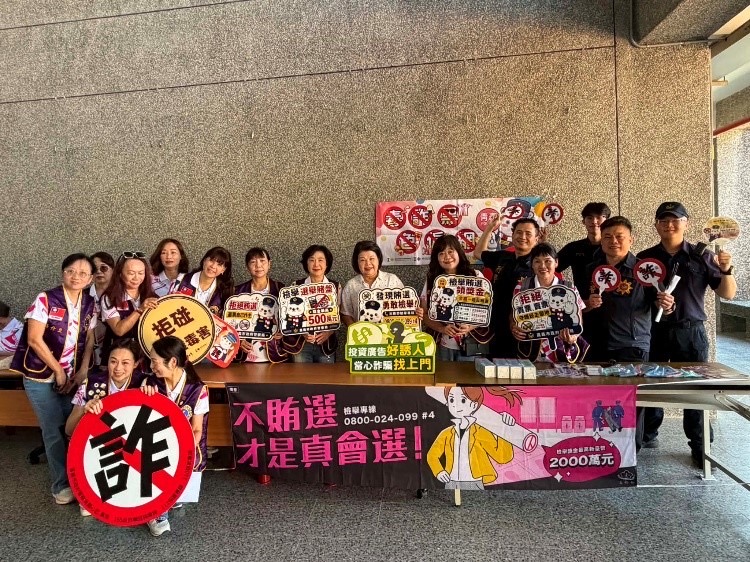 警民攜手守護青春　嘉市警深入校園宣導反毒、反詐、抗霸凌