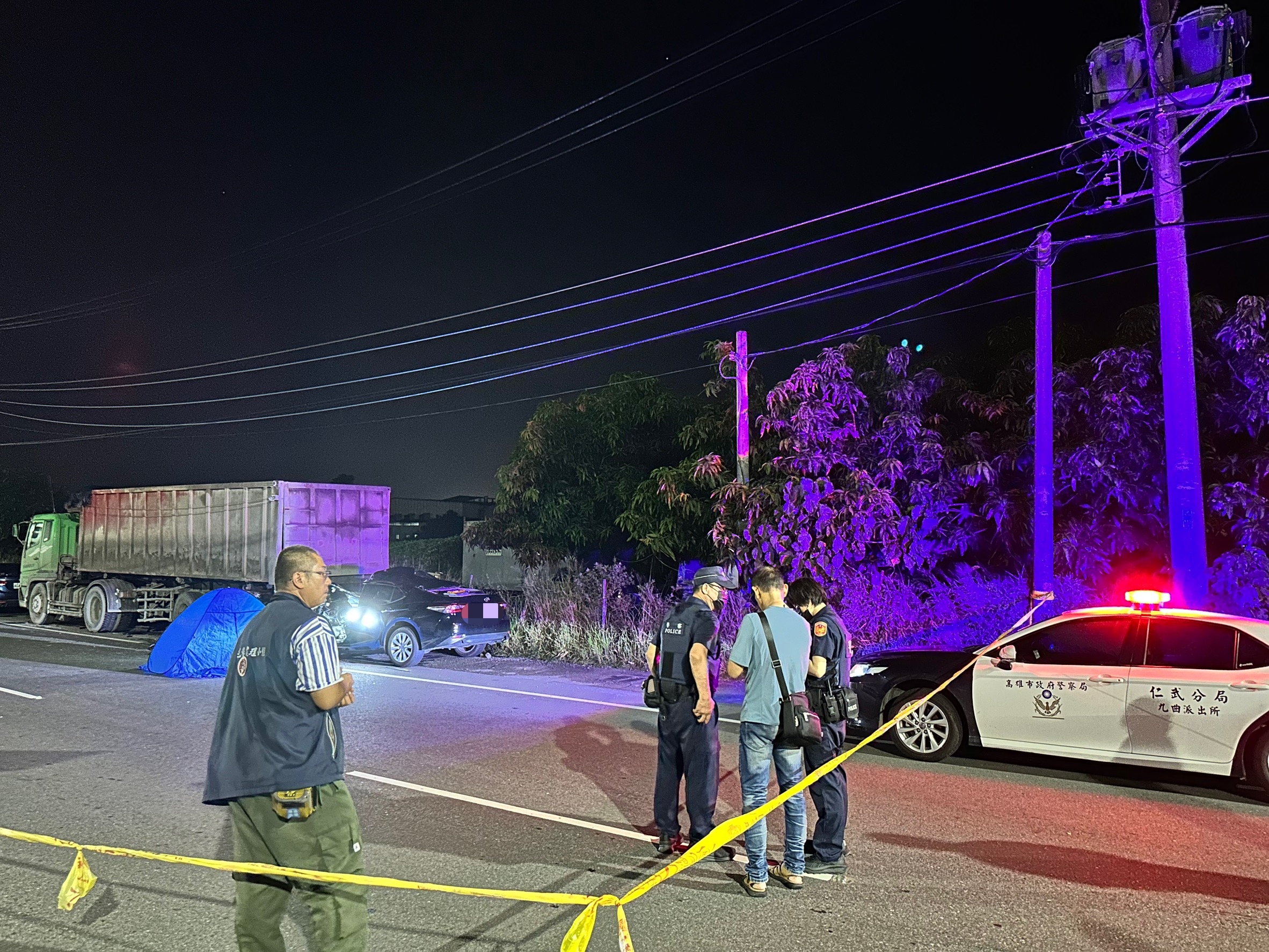高雄市大樹區今（17）日凌晨發生死亡車禍。翻攝畫面