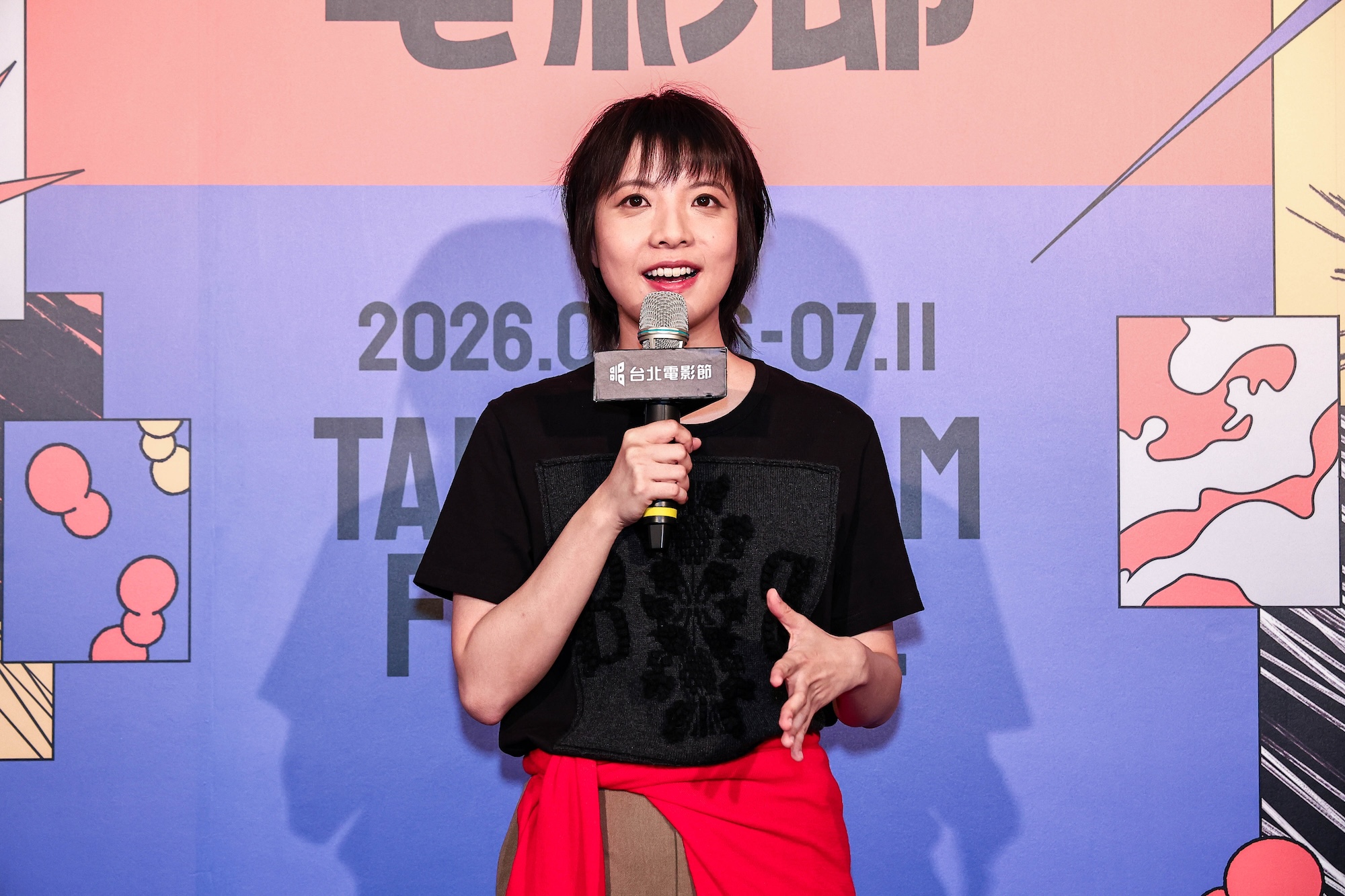 翁子光全新賀歲喜劇《金多寶》北影首映 鍾雪瑩自爆有「共享好運超能力」