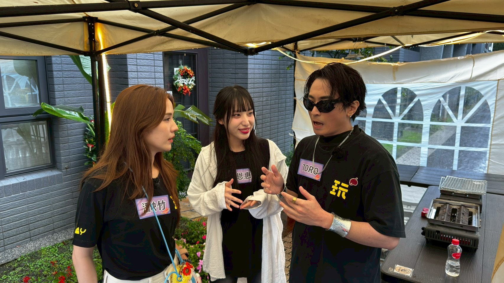 《綜藝玩很大》遊戲挑選嘉賓難搞 藝人熱情招手「選我選我」