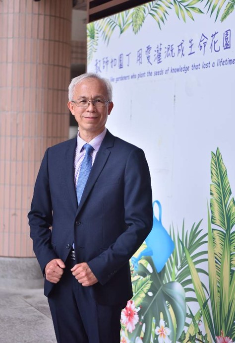 張明賢校長 校長領導典範，匯聚教育行政力量，串起社區校園 0