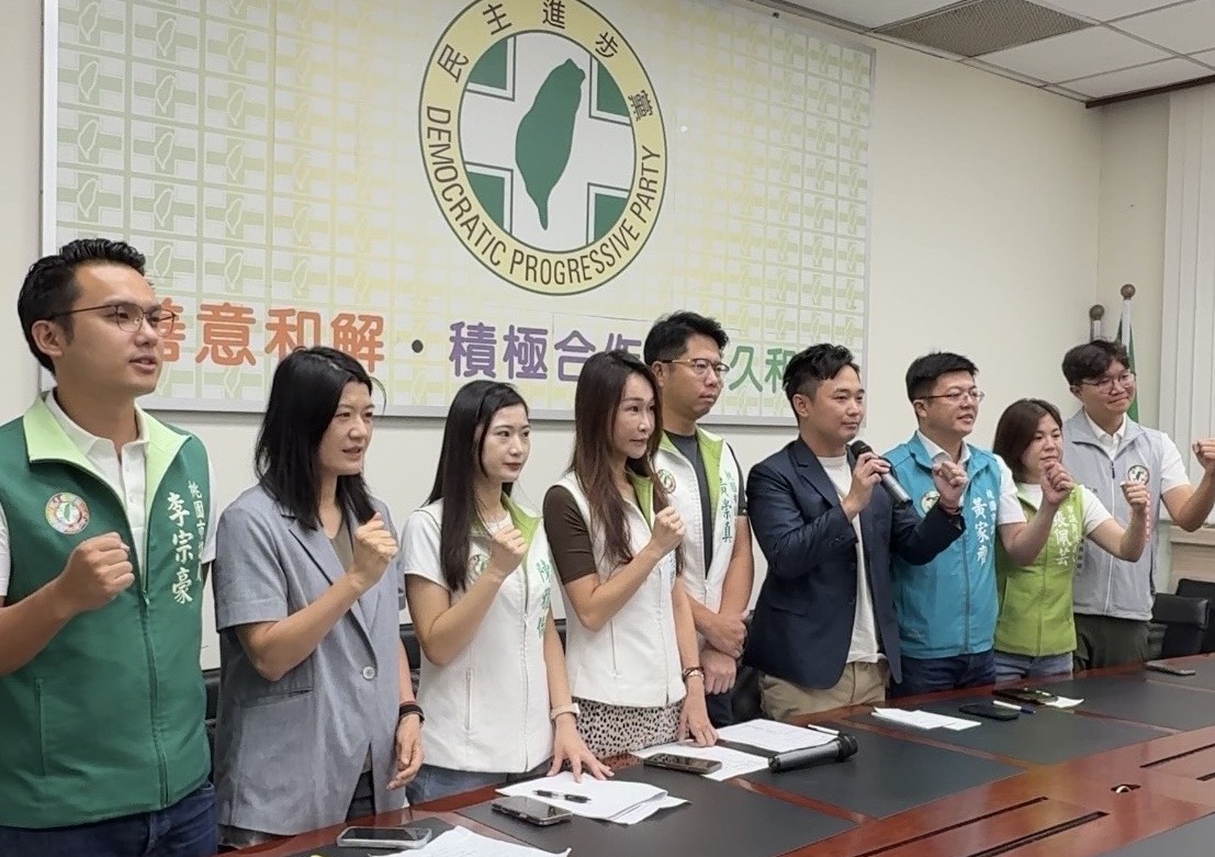 民進黨團踢爆AI幽靈球隊! 桃園盃全國3對3籃球賽出包 體育局:已送檢調 民進黨團踢爆AI幽靈球隊! 桃園盃全國3對3籃球賽出包 體育局:已送檢調