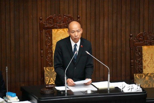 總預算三讀通過　共計減列480億　韓國瑜籲行政院副署、執行　盼朝野各退一步